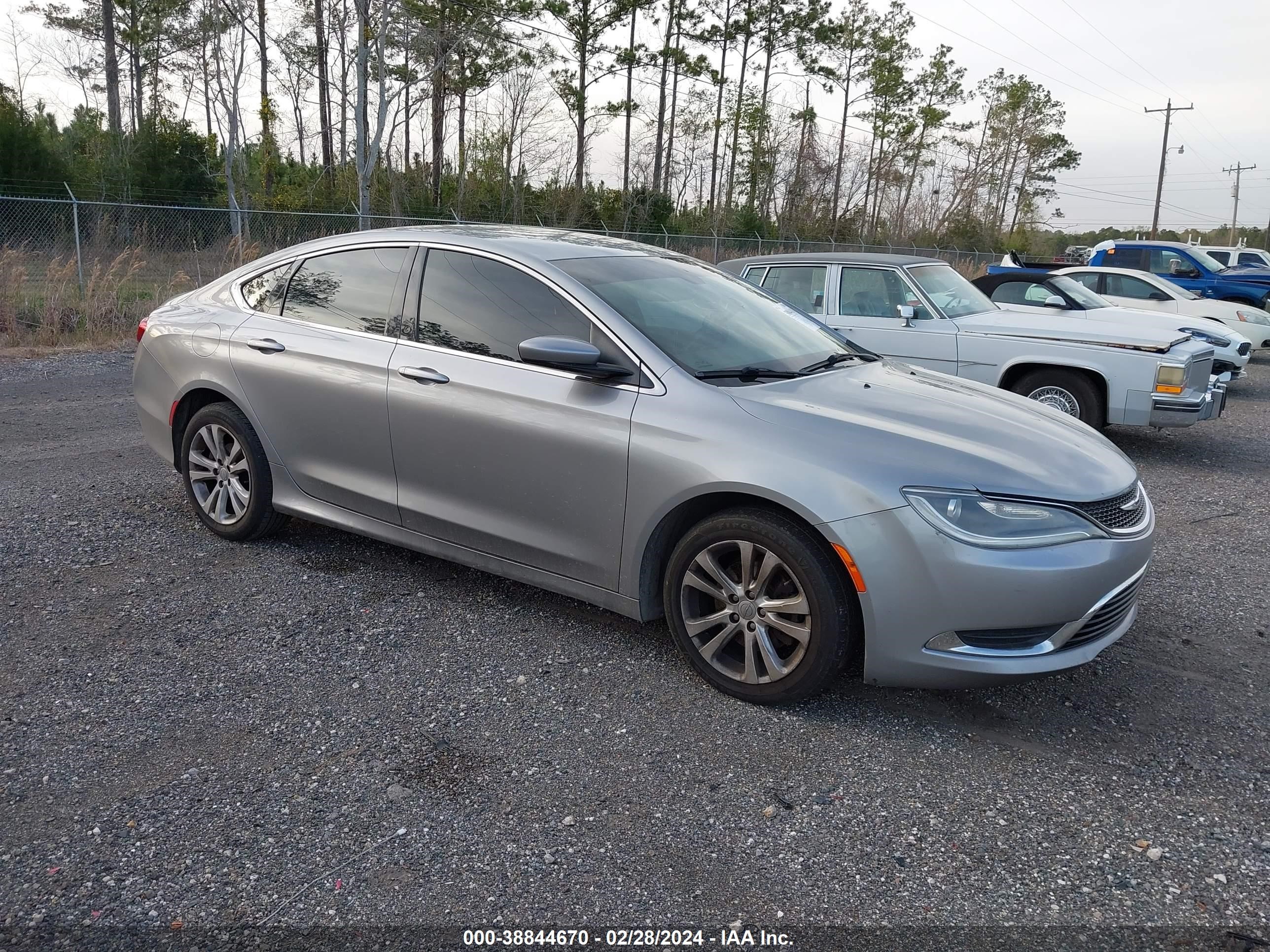 CHRYSLER 200 2015 1c3cccab8fn659854