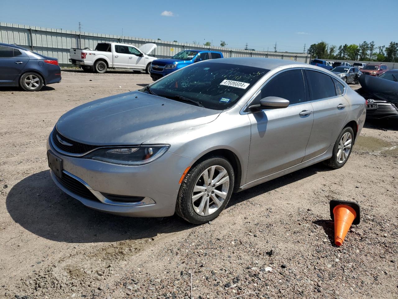 CHRYSLER 200 2015 1c3cccab9fn600585