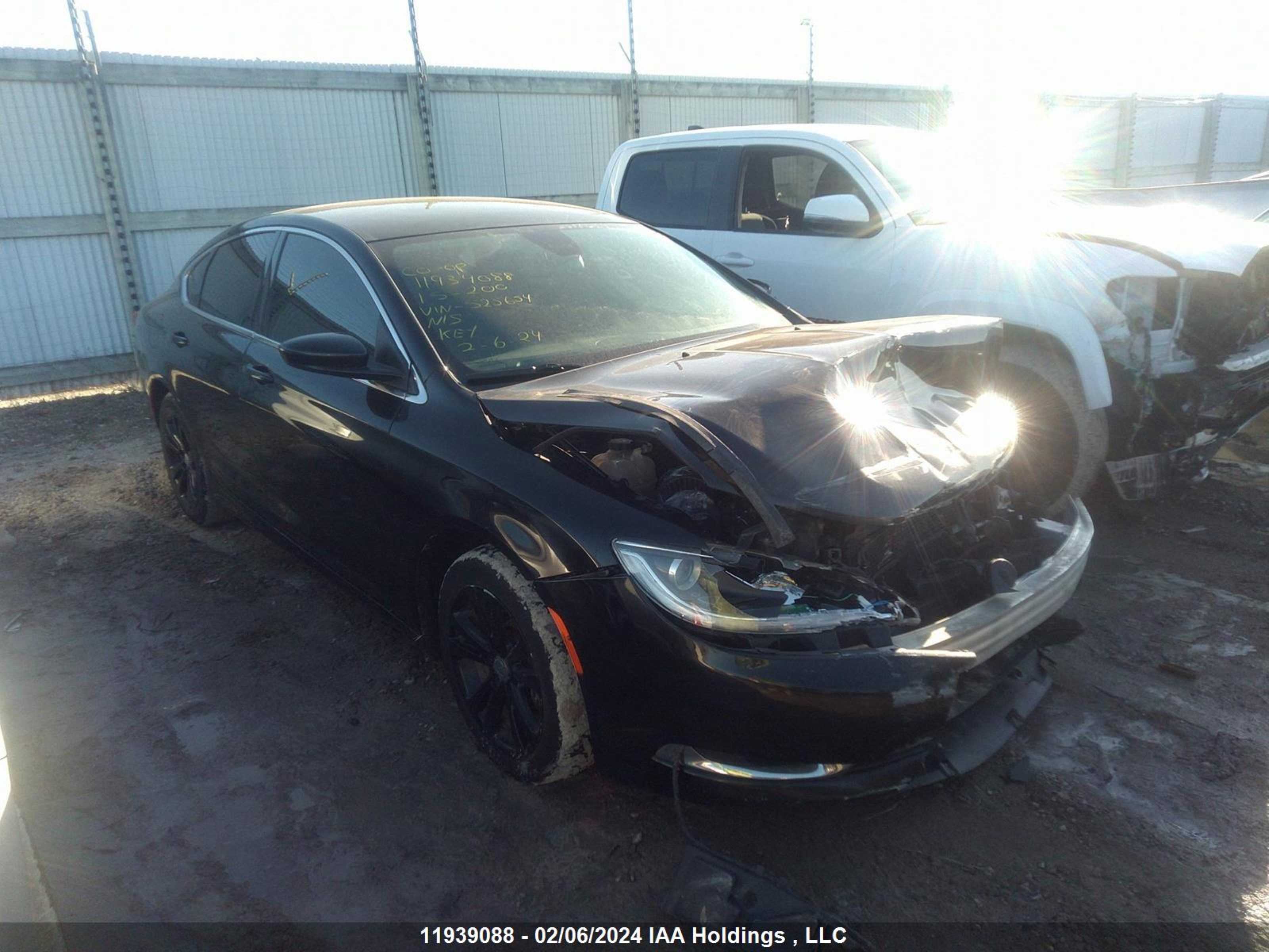 CHRYSLER 200 2015 1c3cccag5fn525654