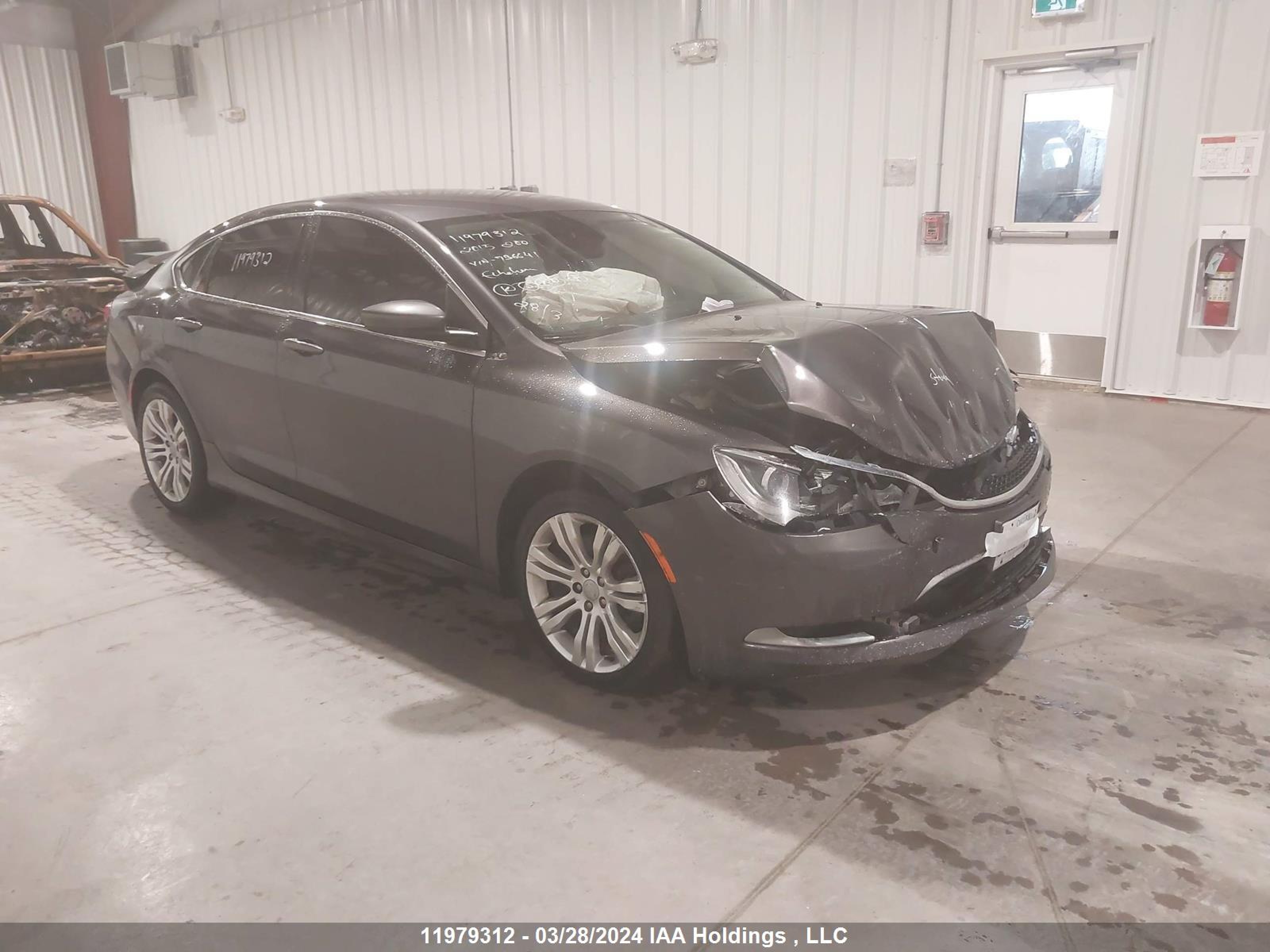 CHRYSLER 200 2015 1c3cccagxfn736641