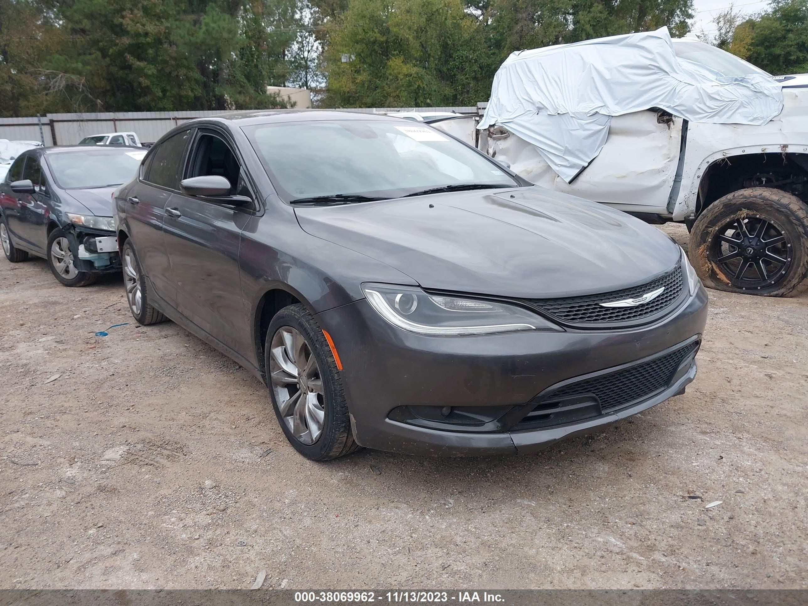 CHRYSLER 200 2015 1c3cccbb8fn626609