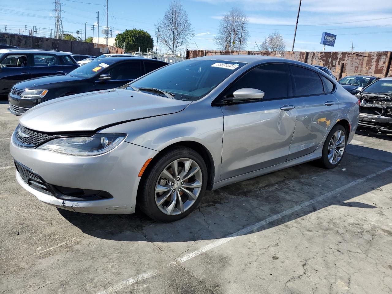 CHRYSLER 200 2015 1c3cccbb9fn585472