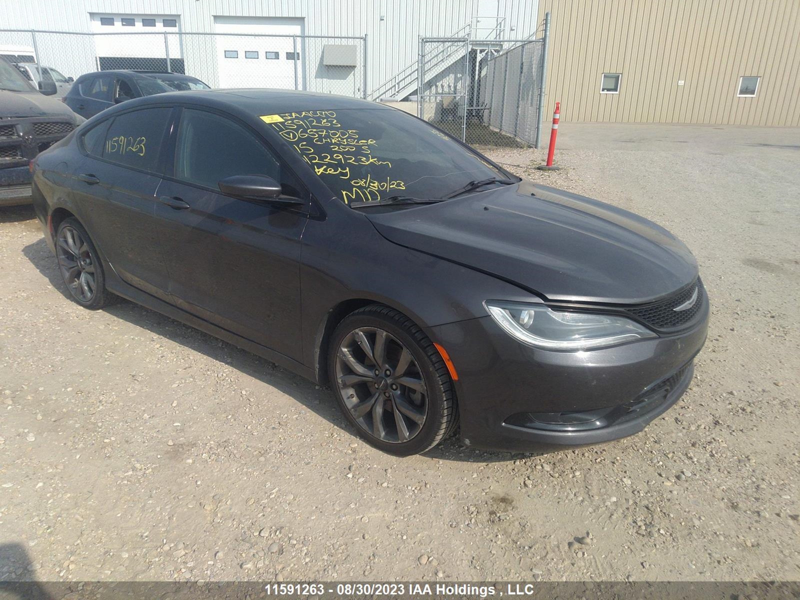 CHRYSLER 200 2015 1c3cccbg5fn657005