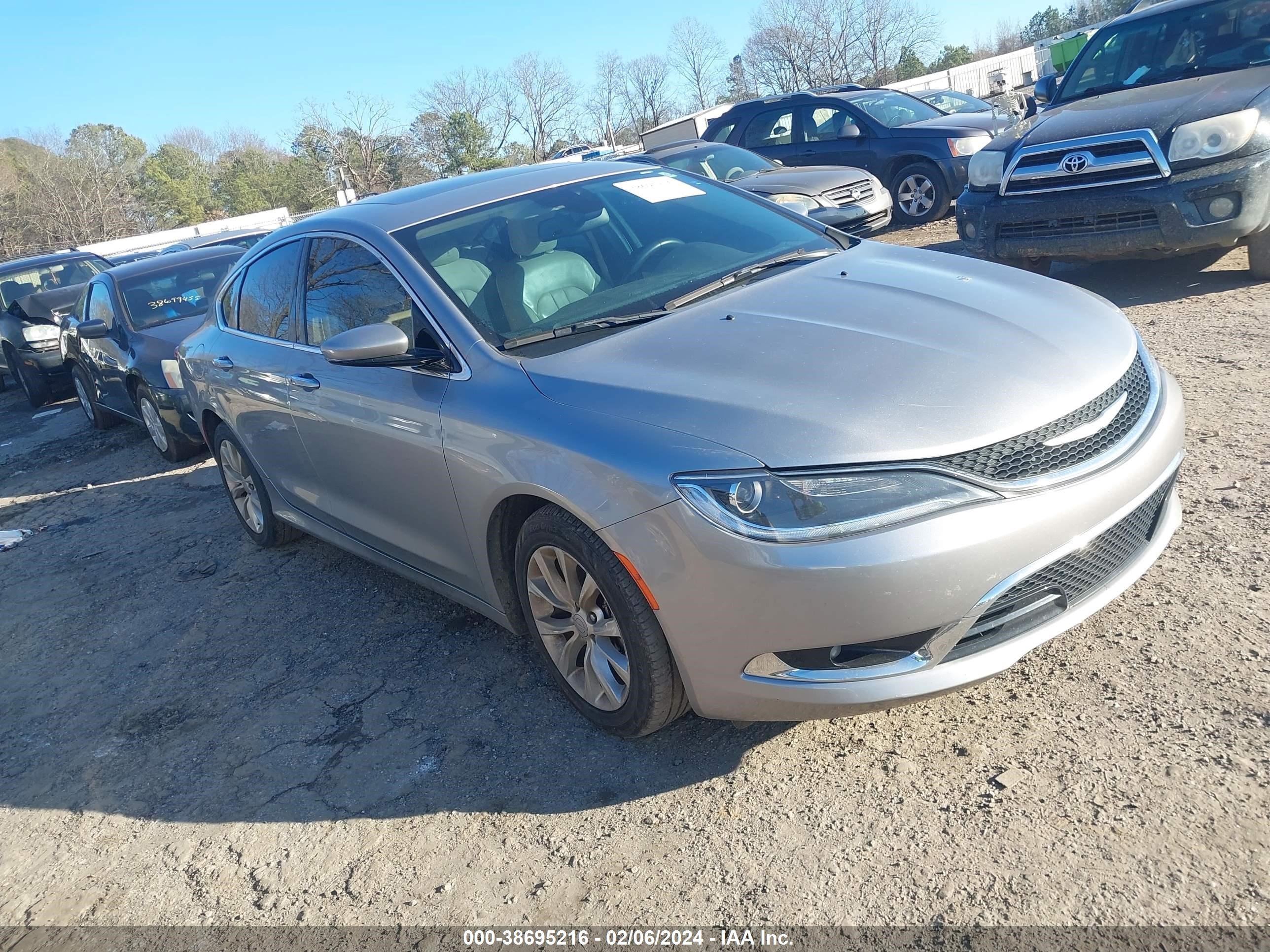 CHRYSLER 200 2015 1c3ccccb6fn573911