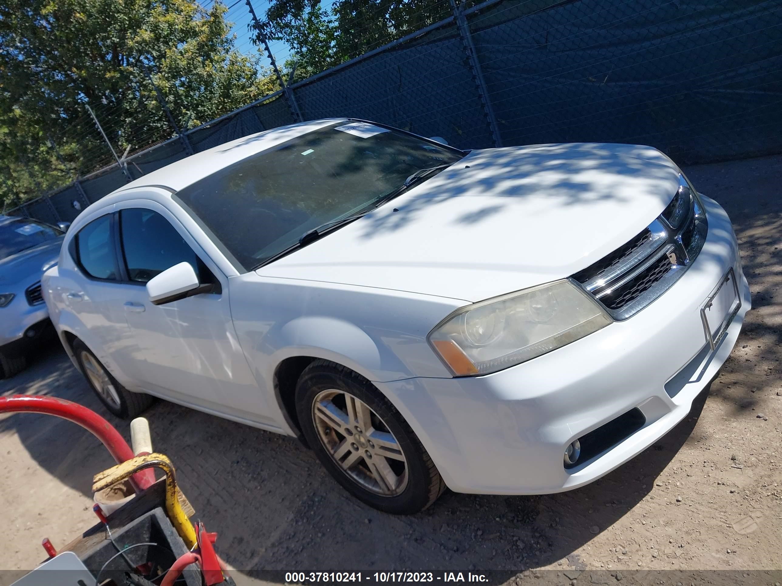 DODGE AVENGER 2013 1c3cdzcg7dn522409