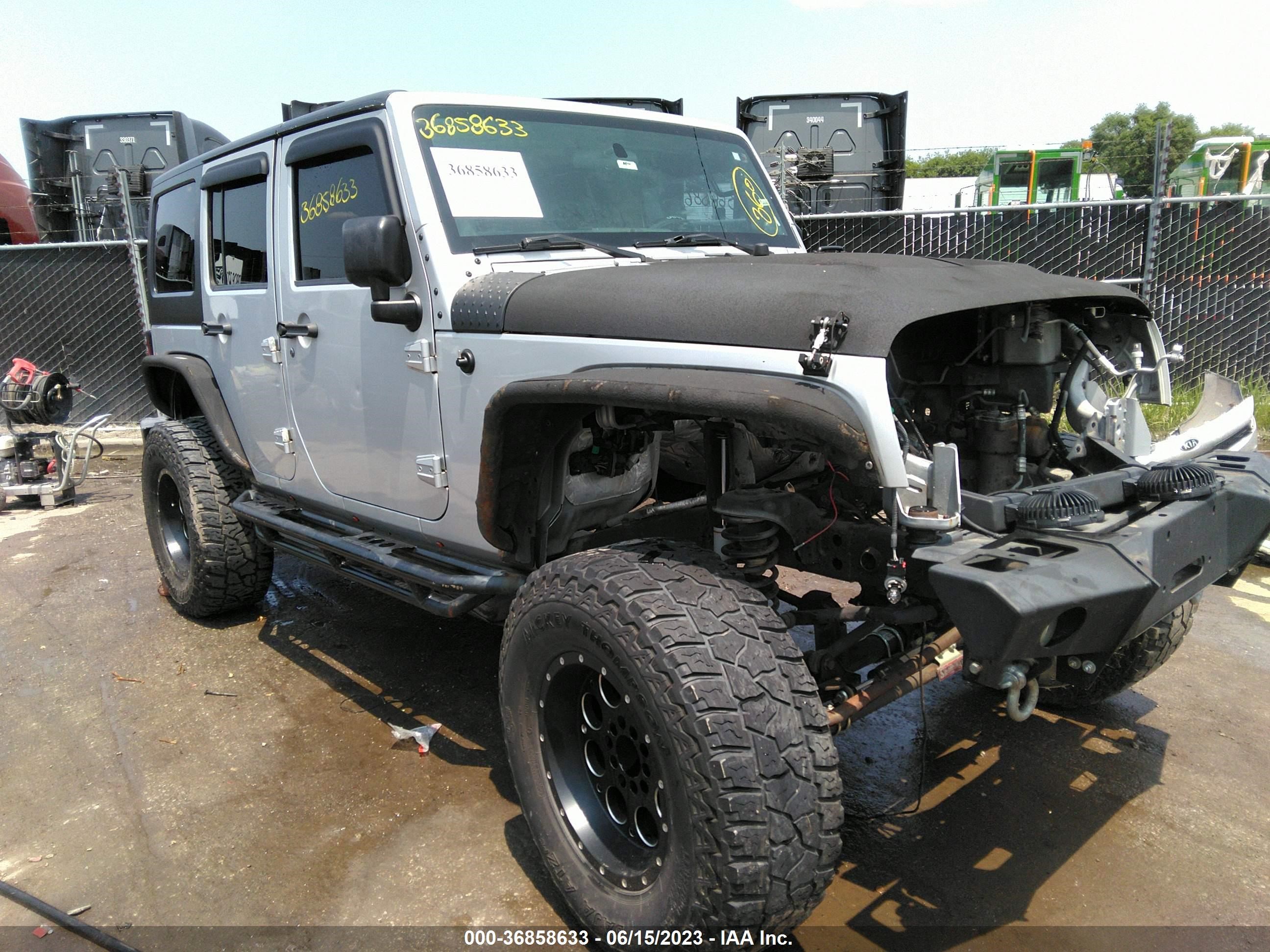 JEEP WRANGLER 2012 1c4bjwdg4cl261361