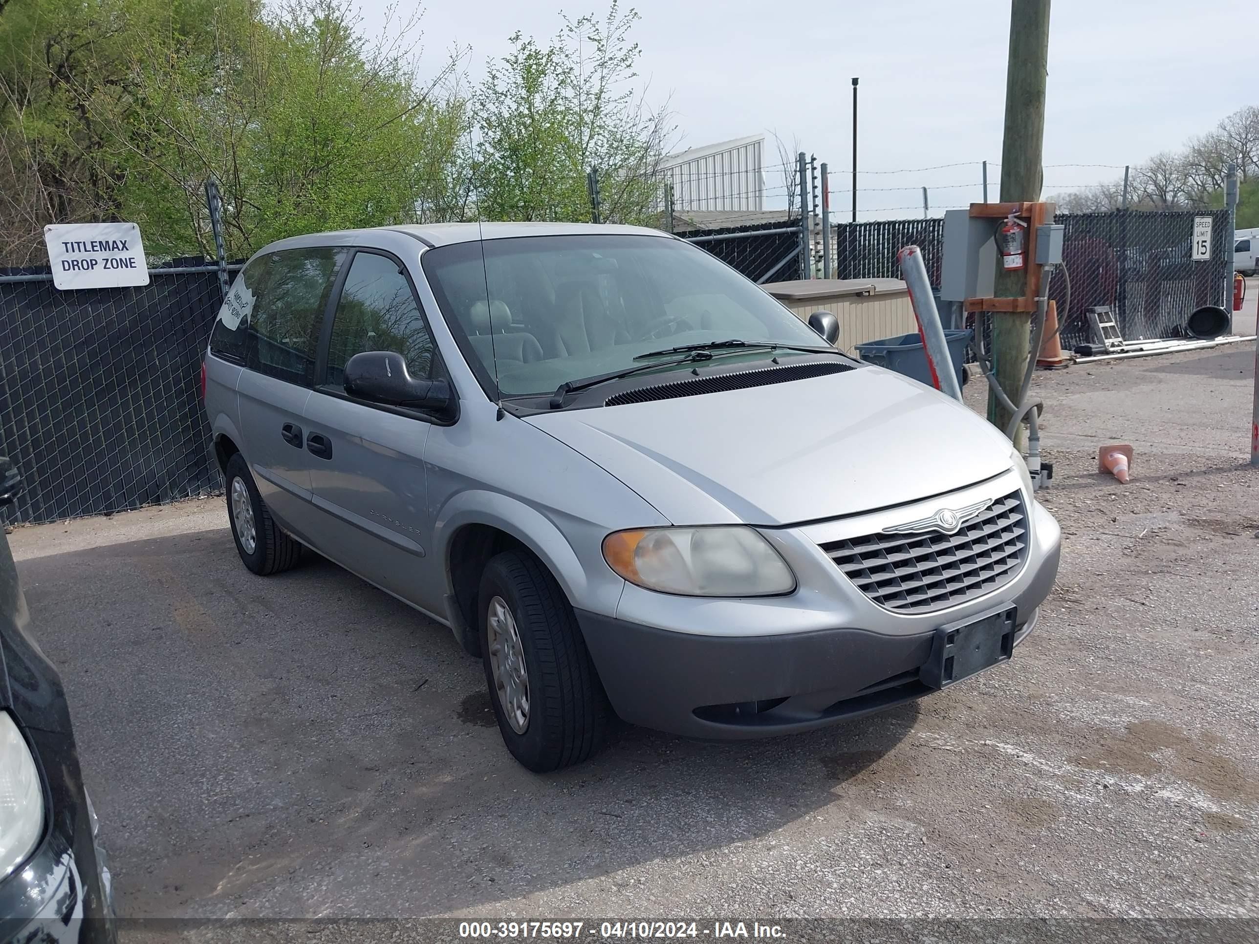 CHRYSLER VOYAGER 2001 1c4gj25b81b120829