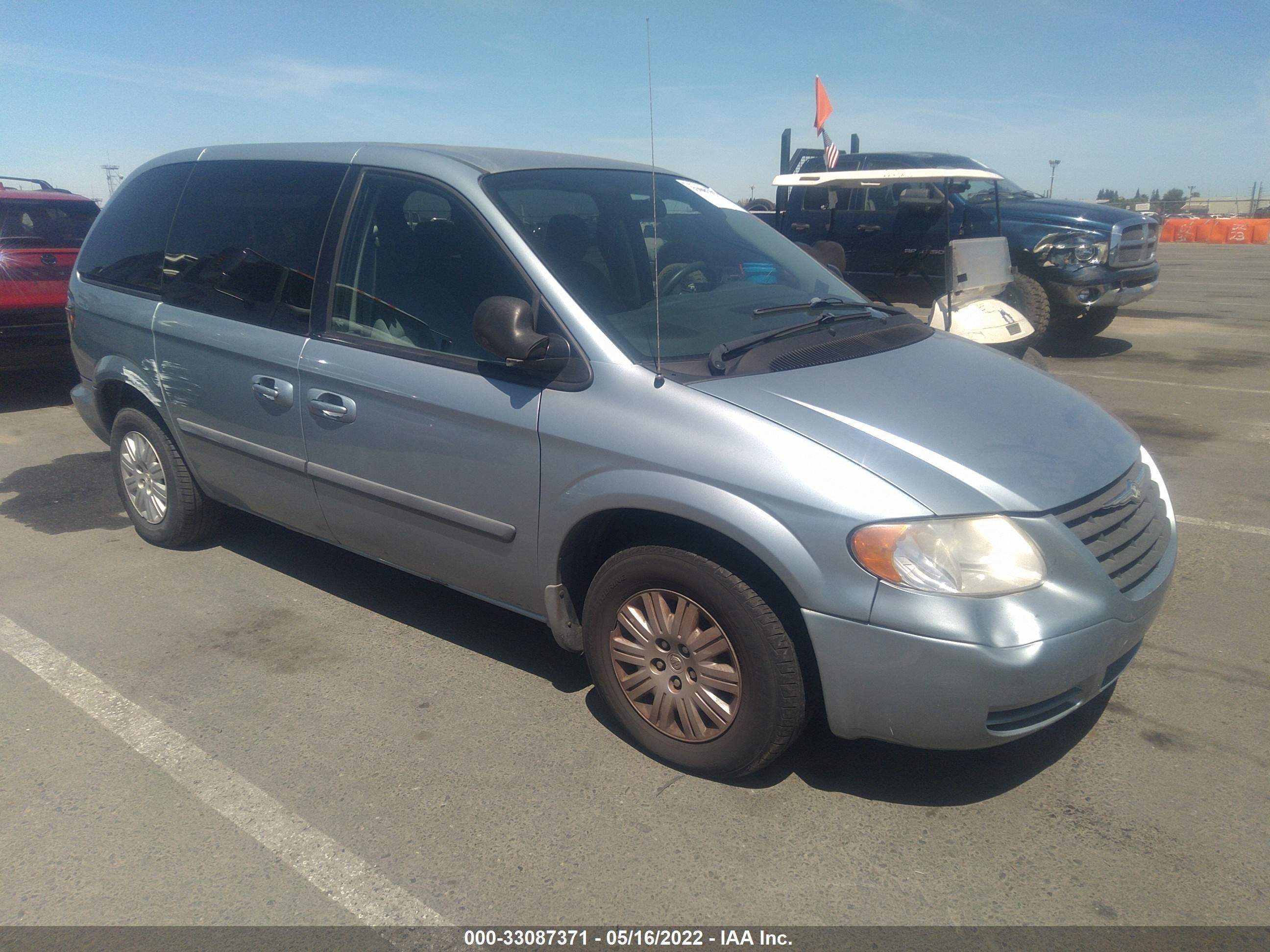 CHRYSLER TOWN & COUNTRY 2005 1c4gp45r25b403367