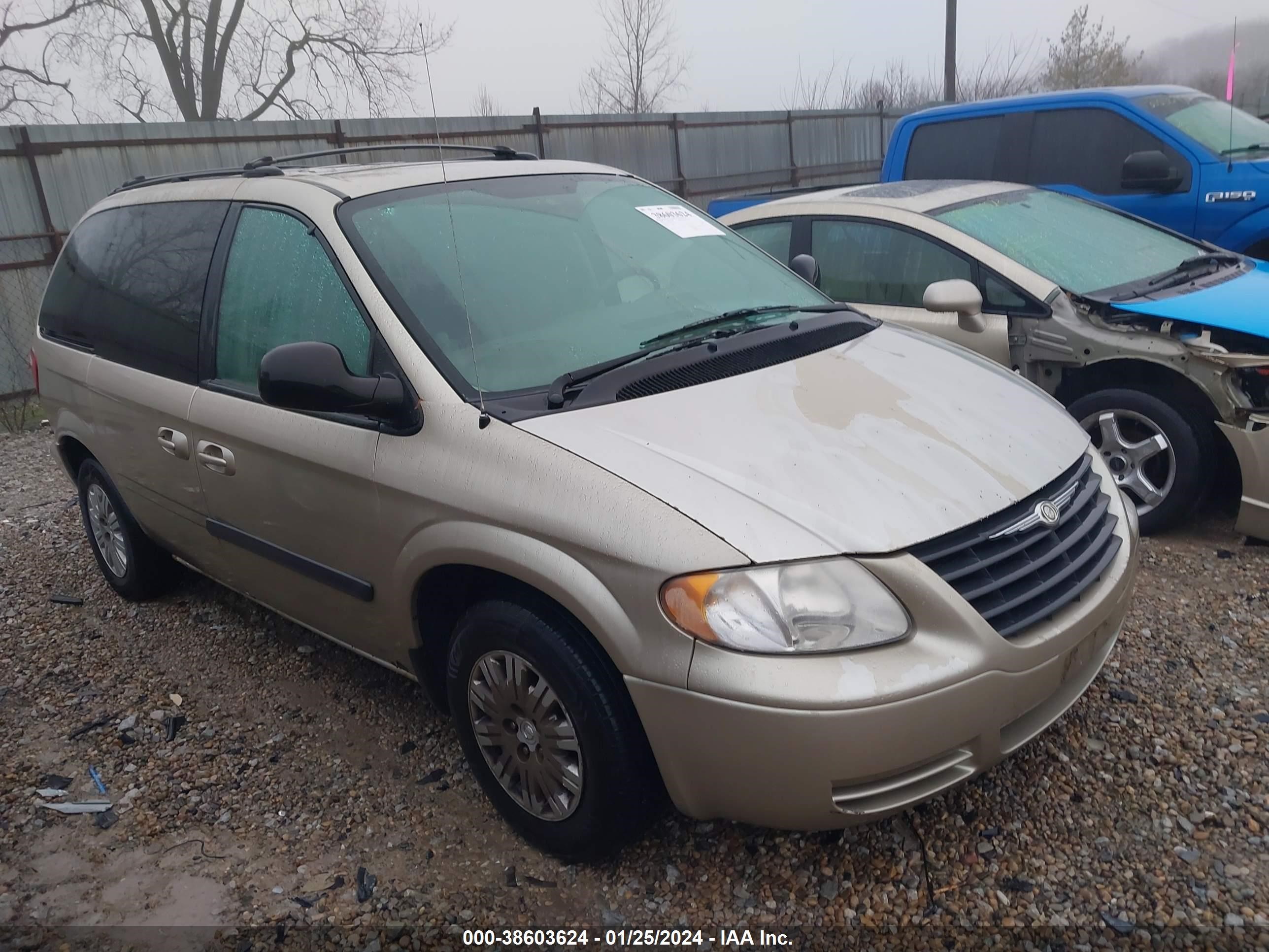 CHRYSLER TOWN & COUNTRY 2005 1c4gp45rx5b112888