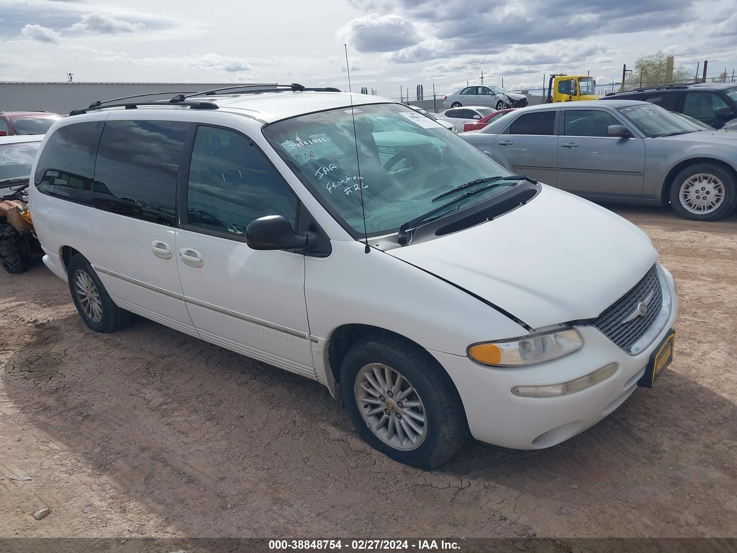 CHRYSLER TOWN & COUNTRY 2000 1c4gp54l6yb702190