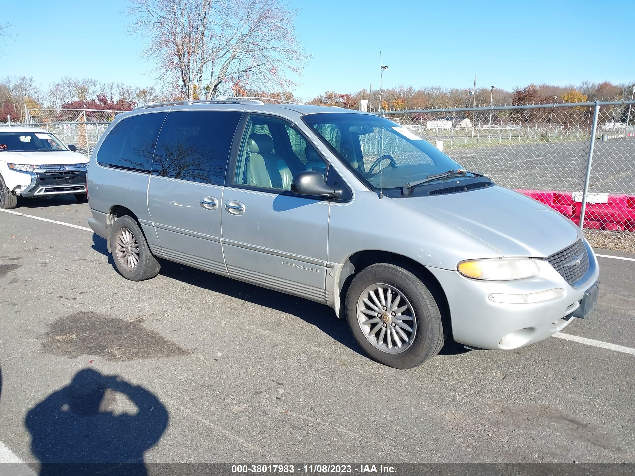 CHRYSLER TOWN & COUNTRY 2000 1c4gt64l5yb608657