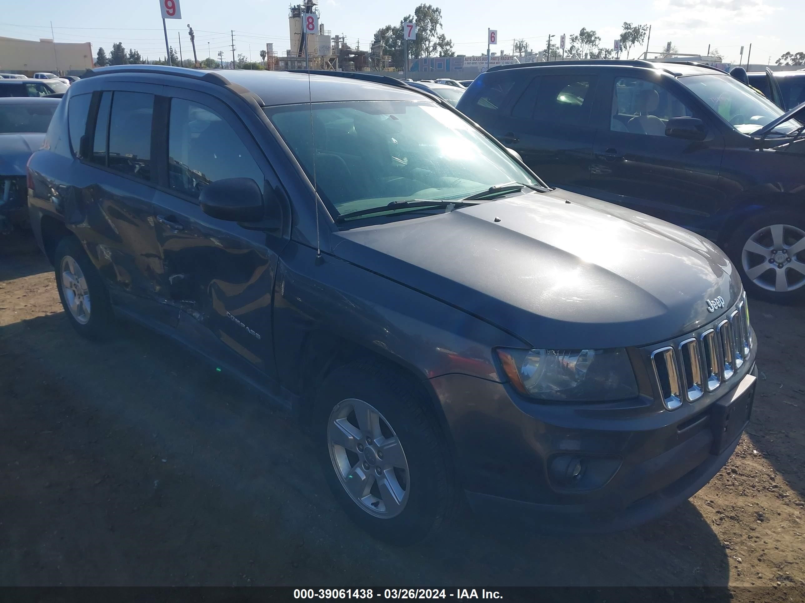 JEEP COMPASS 2014 1c4njcba5ed843184