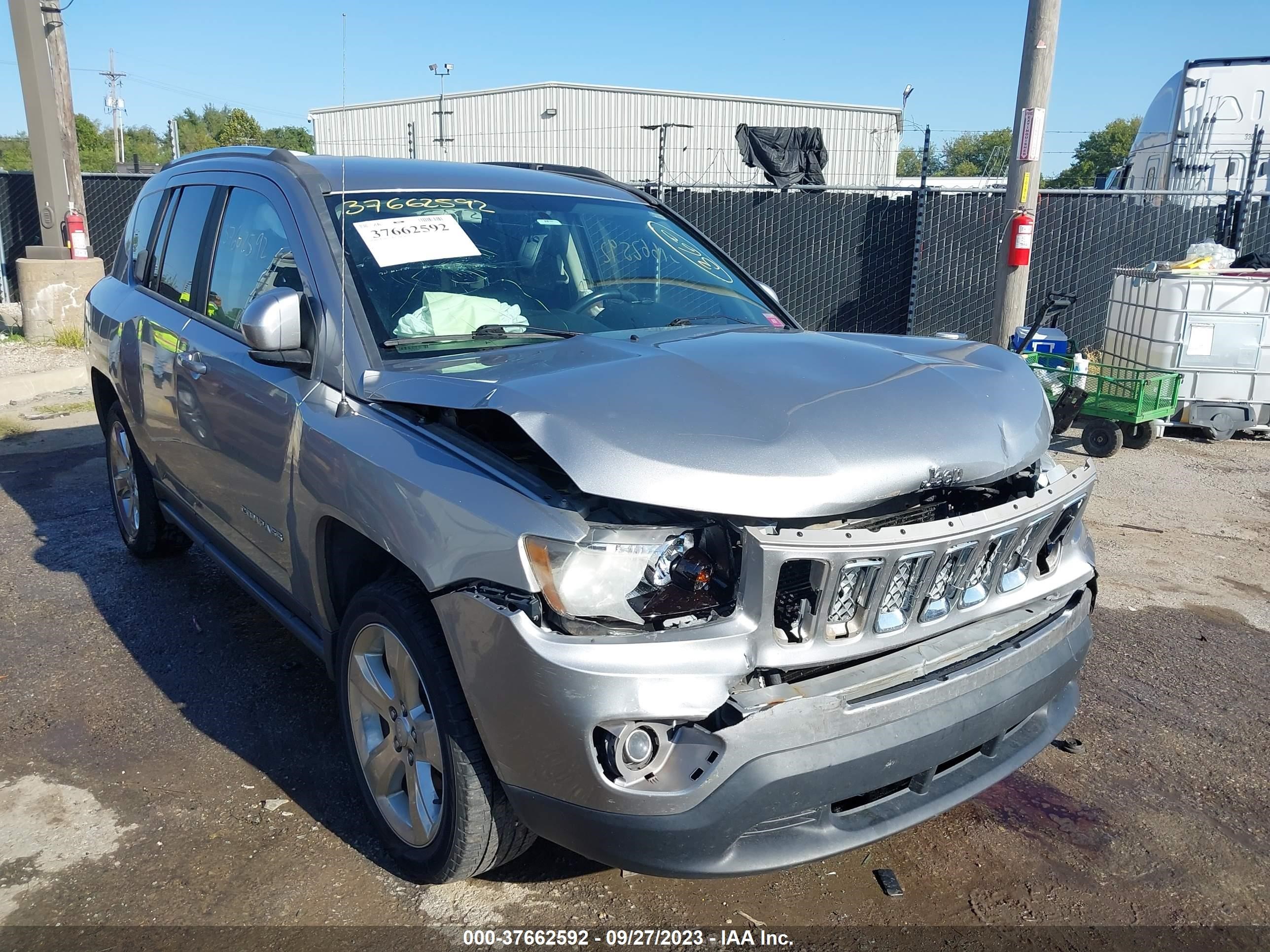 JEEP COMPASS 2014 1c4njceb2ed737568