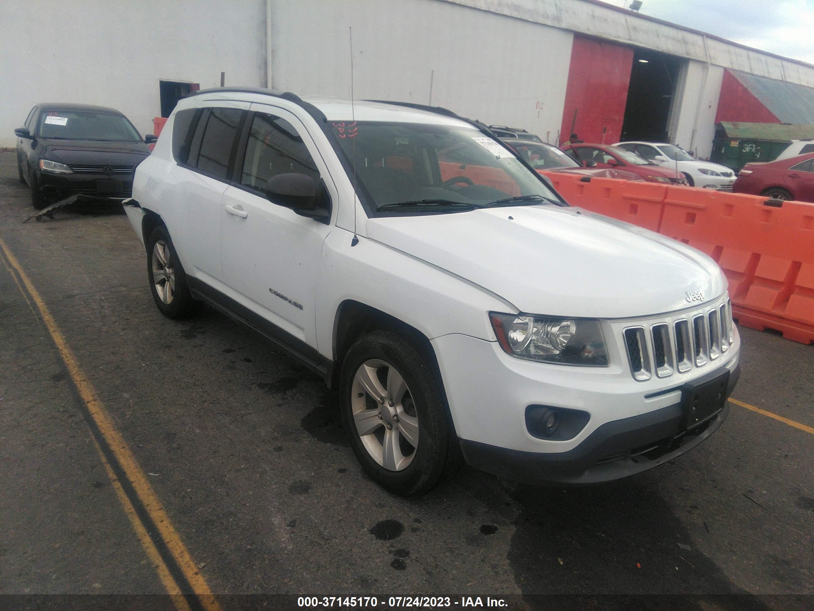 JEEP COMPASS 2015 1c4njdbb5fd240140