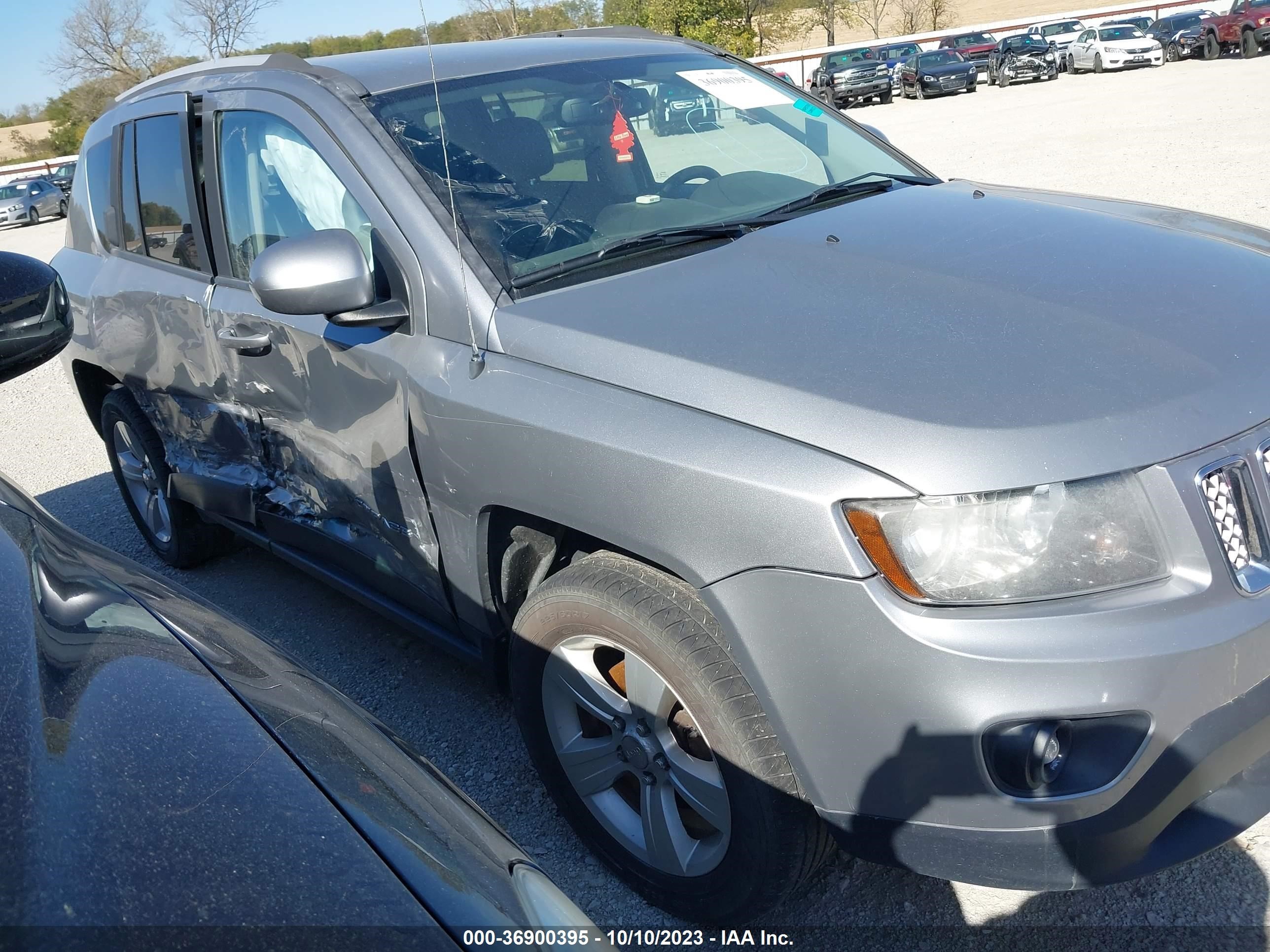 JEEP COMPASS 2016 1c4njdeb0gd712645