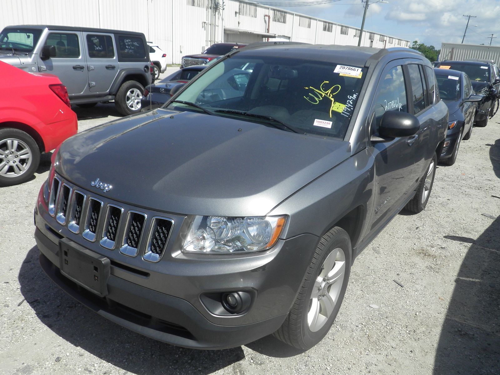 JEEP COMPASS 4X4 4C 2013 1c4njdeb2dd228472