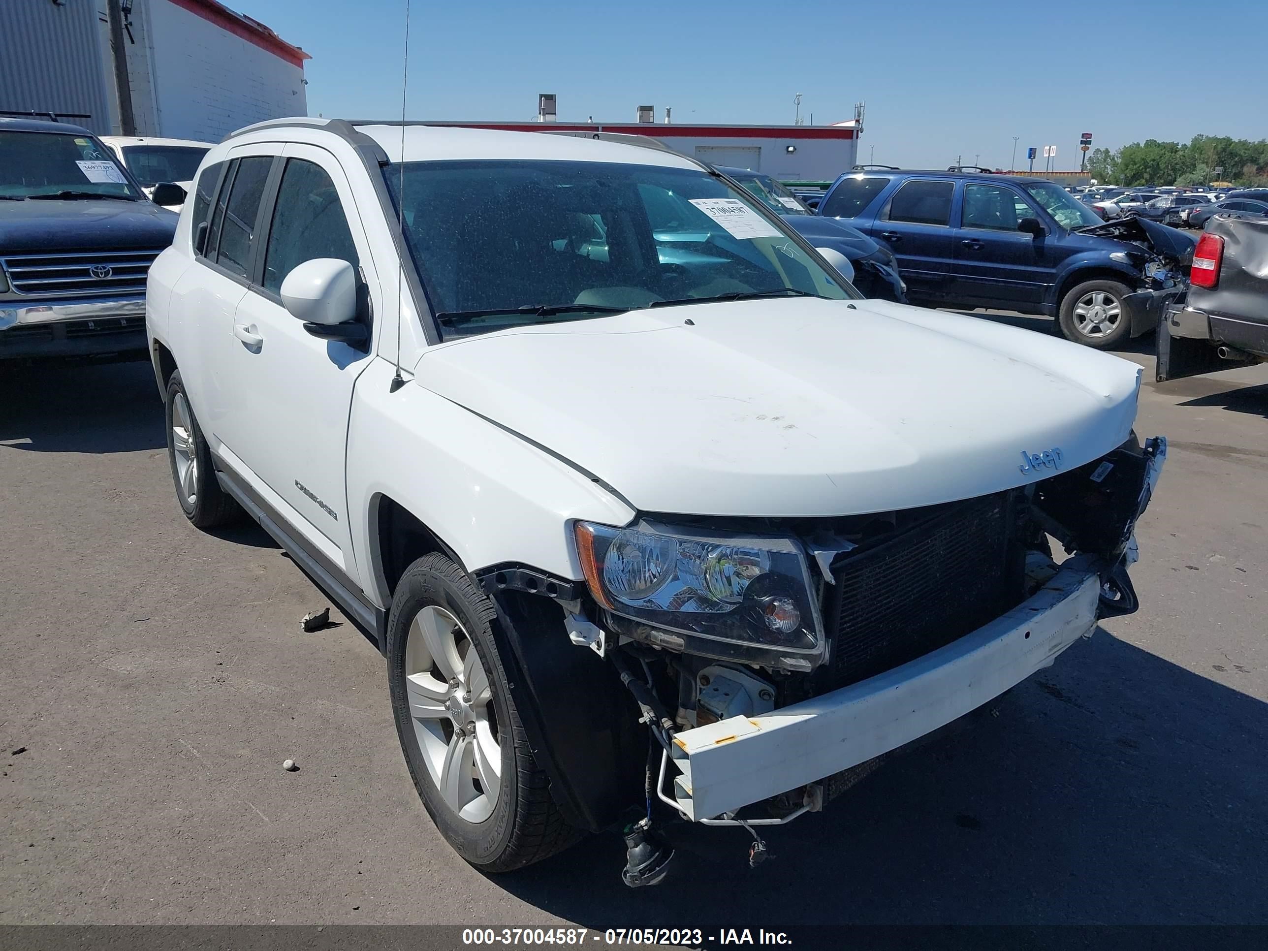 JEEP COMPASS 2017 1c4njdeb6hd205105