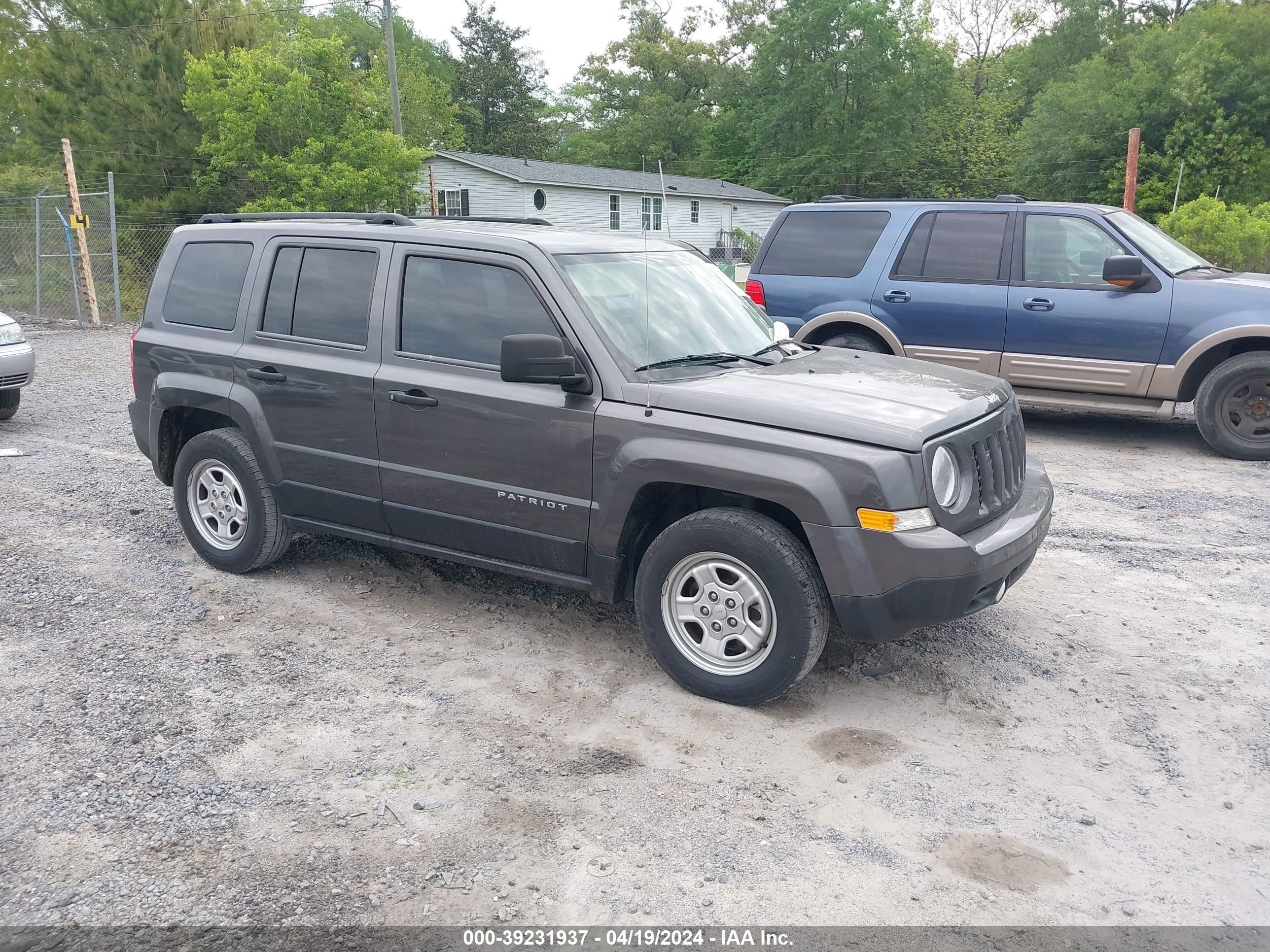 JEEP LIBERTY (PATRIOT) 2017 1c4njpba5hd119880