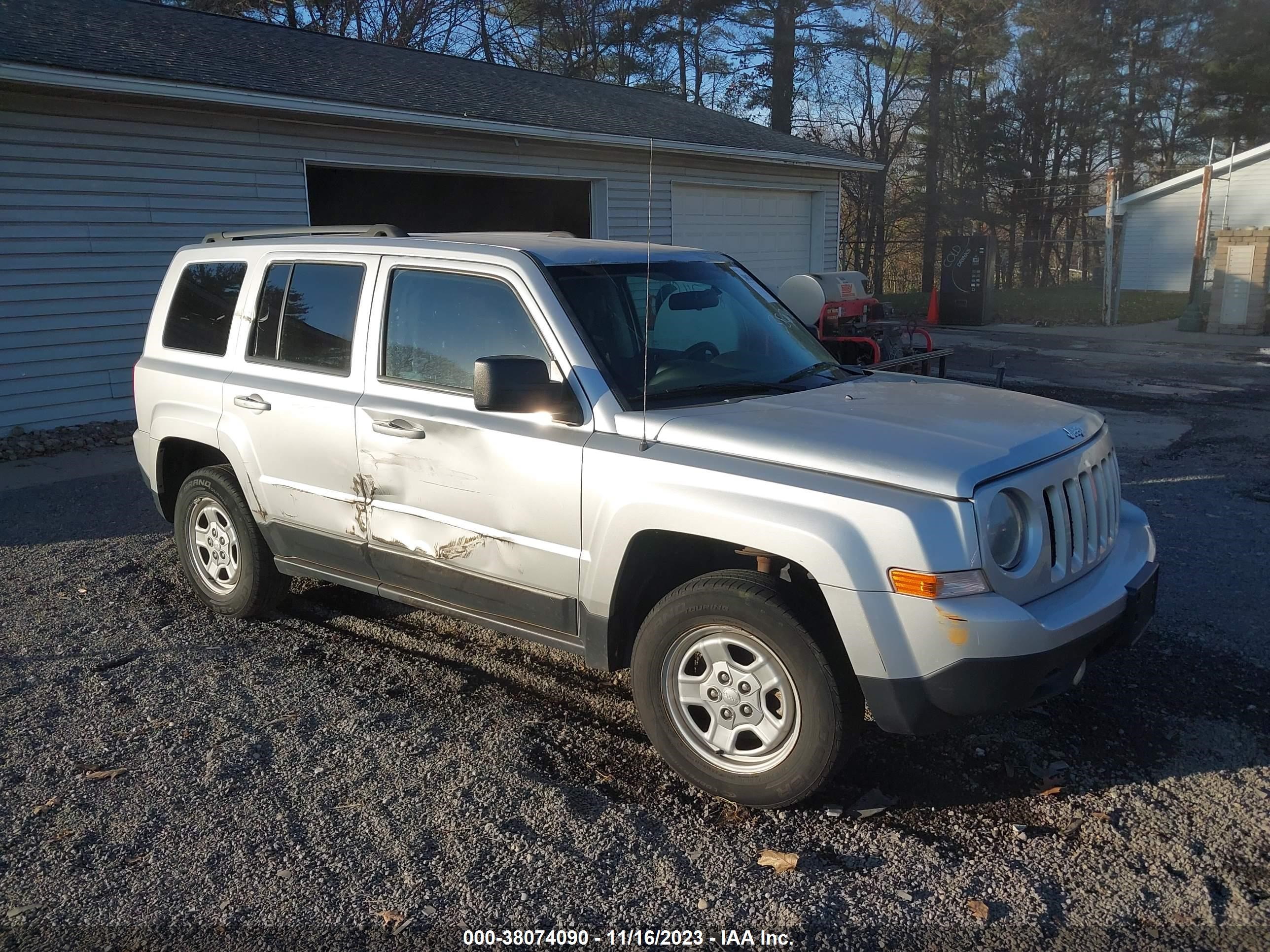 JEEP LIBERTY (PATRIOT) 2014 1c4njrbb7ed575816