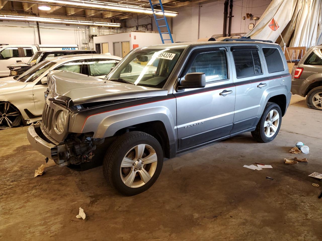 JEEP LIBERTY (PATRIOT) 2014 1c4njrfb6ed571010