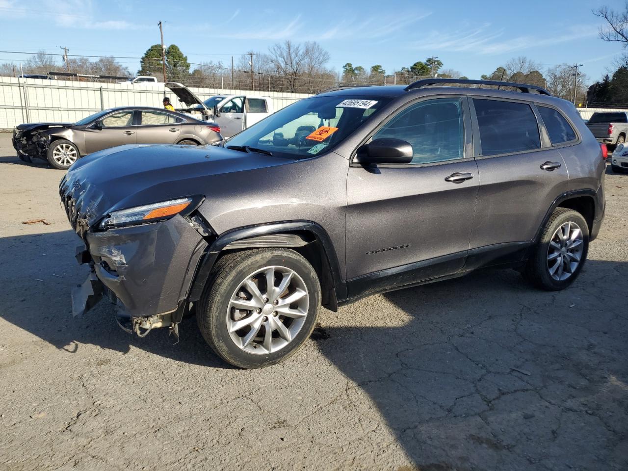 JEEP GRAND CHEROKEE 2018 1c4pjlcb0jd612221