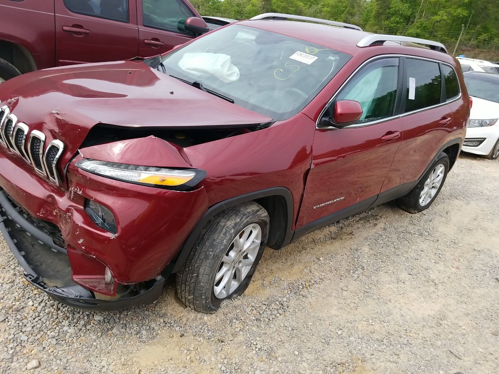 JEEP CHEROKEE FWD 4C 2015 1c4pjlcb2fw621093