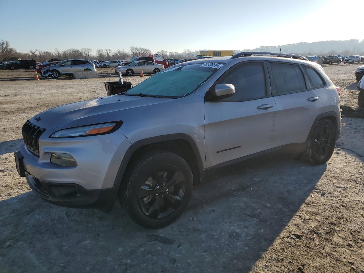 JEEP GRAND CHEROKEE 2018 1c4pjlcb3jd596760