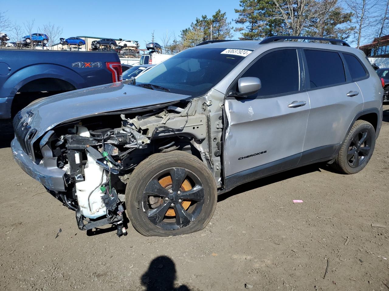 JEEP GRAND CHEROKEE 2018 1c4pjlcb4jd587324