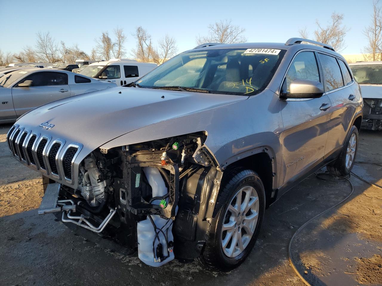 JEEP GRAND CHEROKEE 2018 1c4pjlcb5jd615731