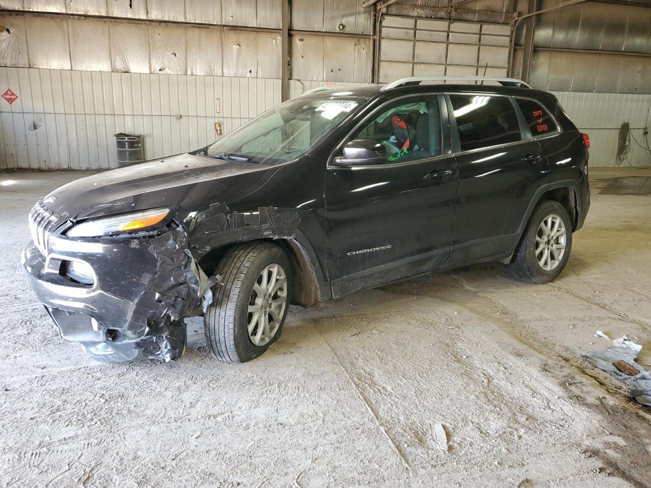 JEEP GRAND CHEROKEE 2016 1c4pjlcb6gw222690