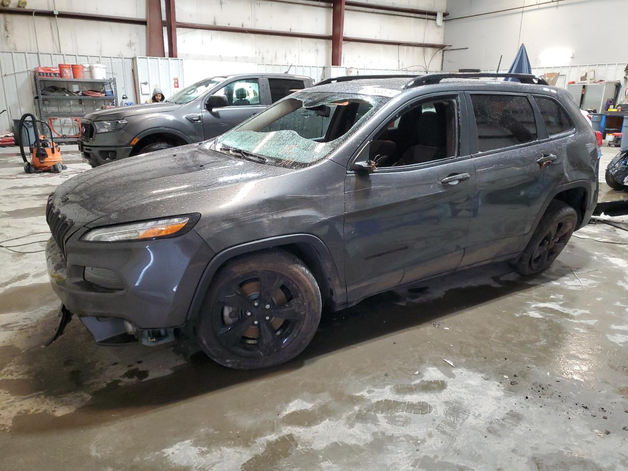 JEEP GRAND CHEROKEE 2018 1c4pjlcb6jd519834