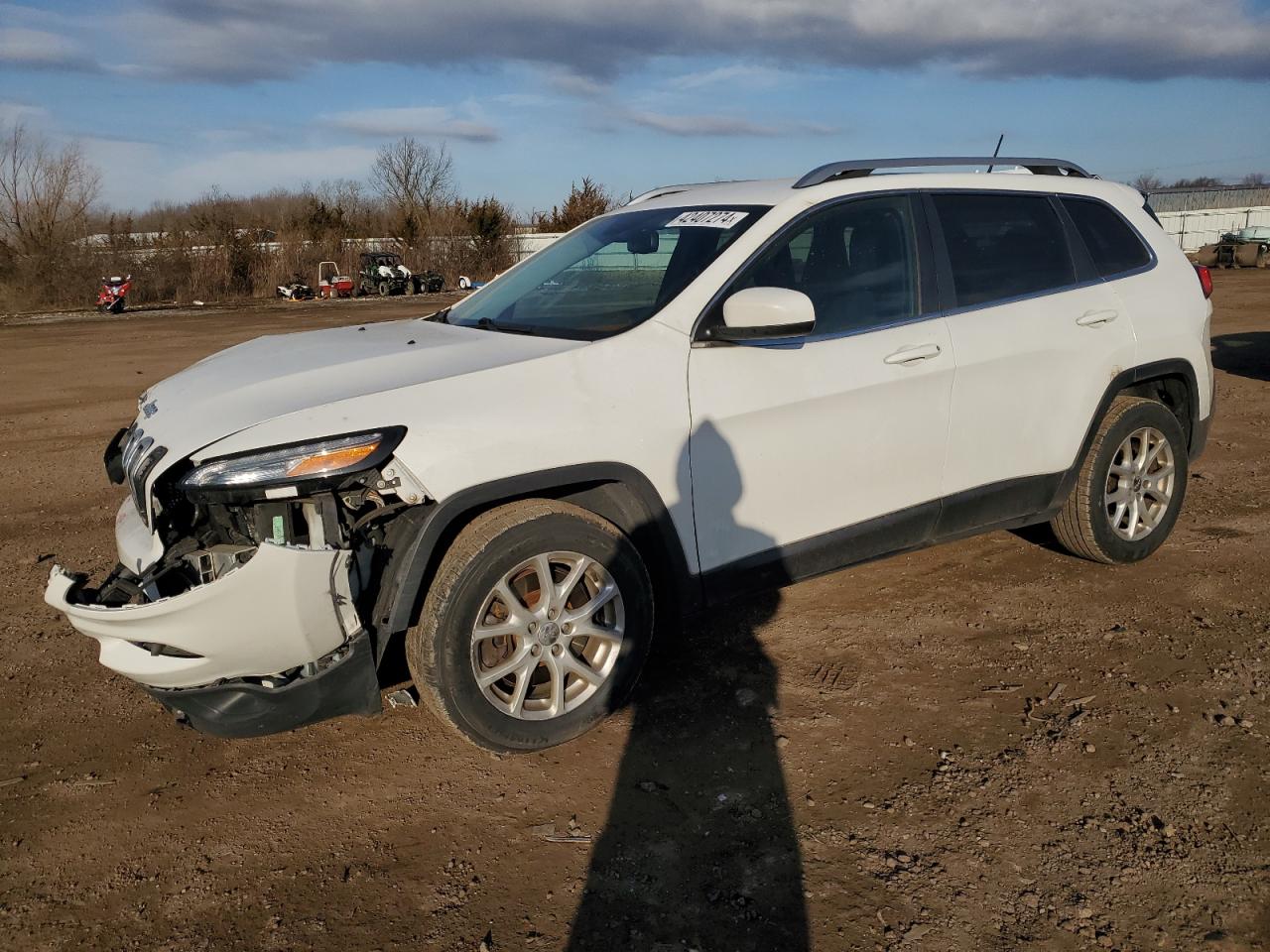 JEEP GRAND CHEROKEE 2015 1c4pjlcb8fw643132