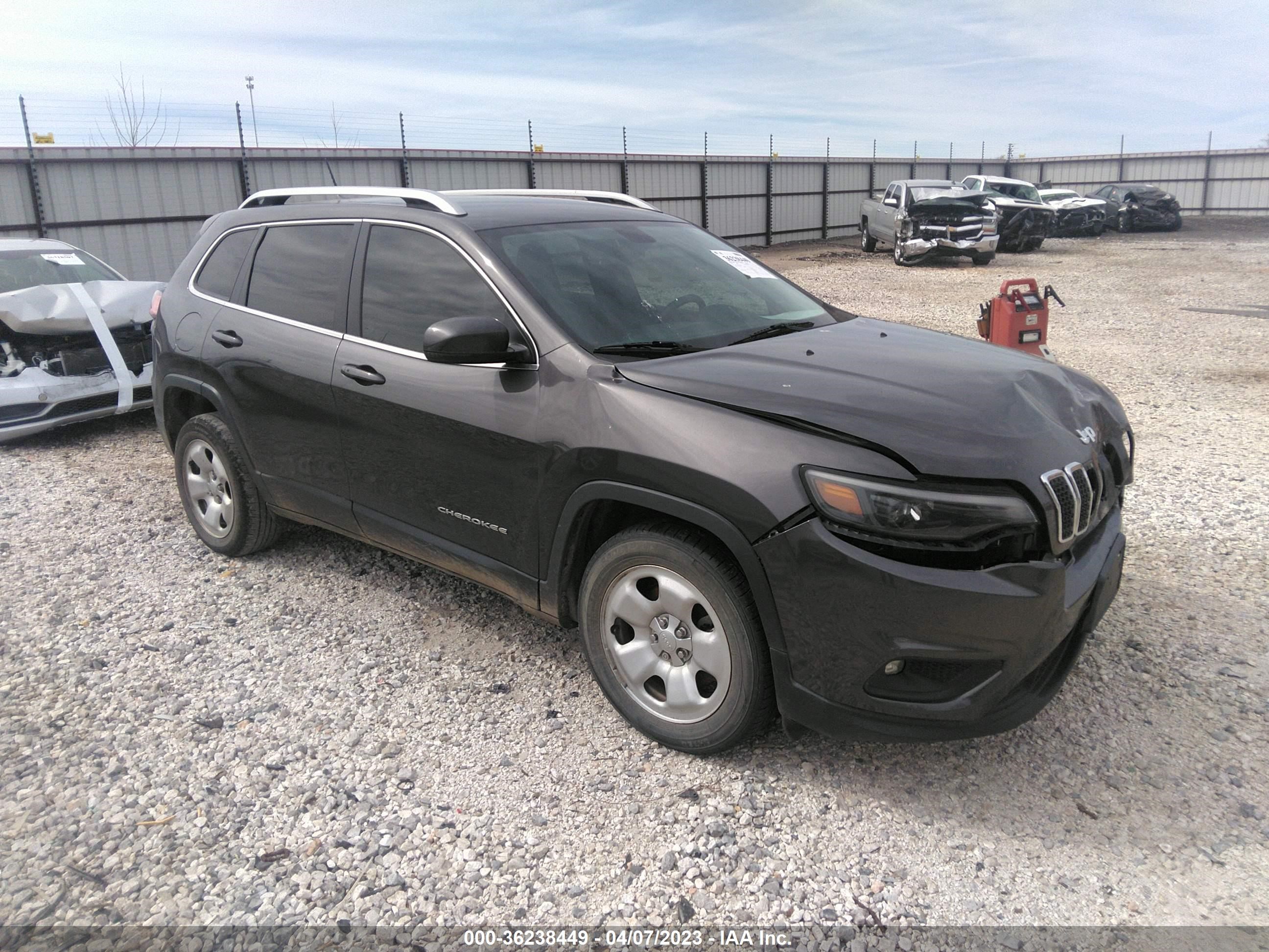 JEEP CHEROKEE 2019 1c4pjllb0kd358995