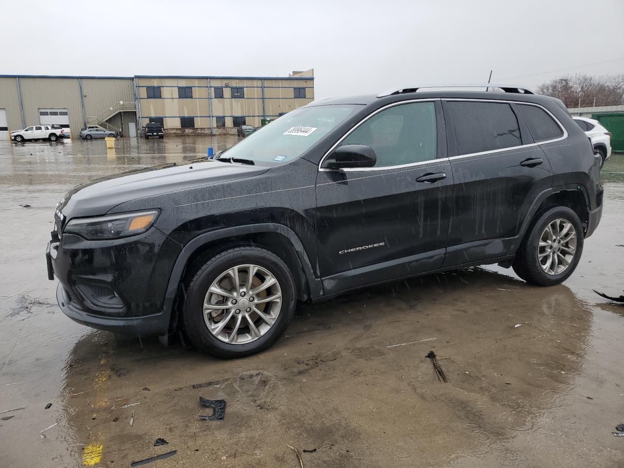 JEEP GRAND CHEROKEE 2019 1c4pjllb1kd144128