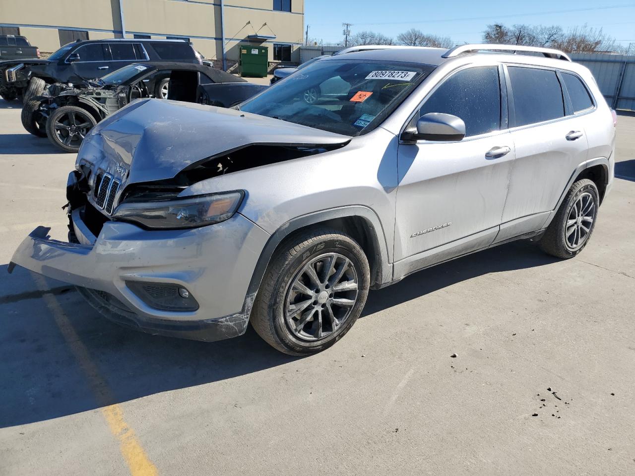 JEEP GRAND CHEROKEE 2019 1c4pjllb4kd197017