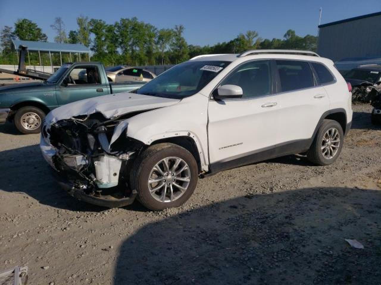 JEEP GRAND CHEROKEE 2019 1c4pjllbxkd221854