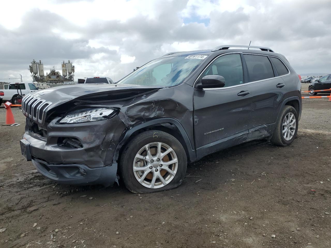 JEEP GRAND CHEROKEE 2018 1c4pjllx6jd511745