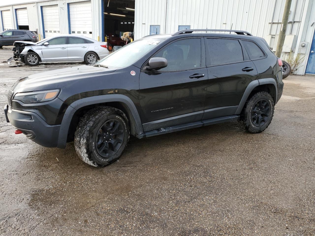 JEEP CHEROKEE 2019 1c4pjmbn3kd283971