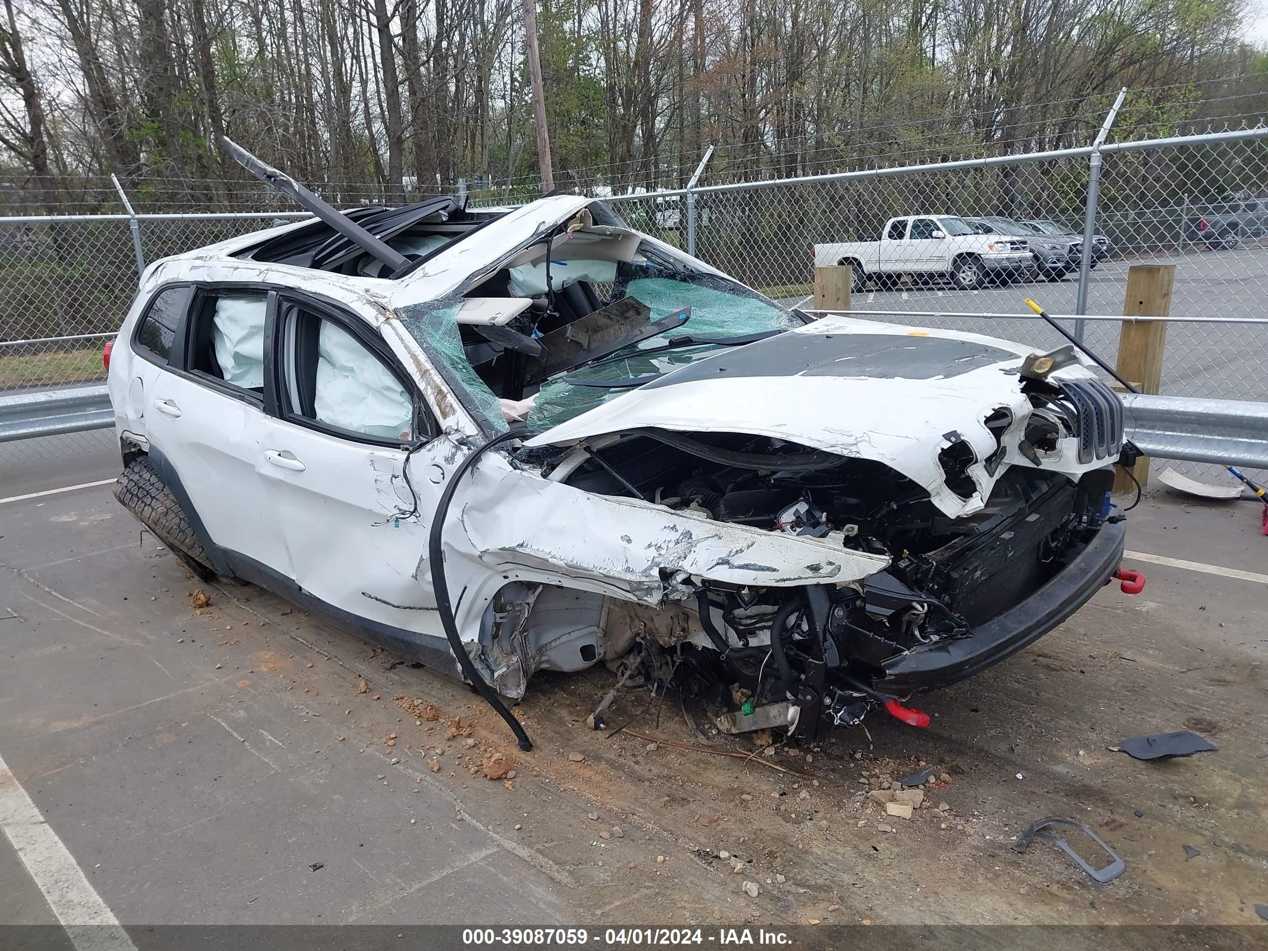 JEEP CHEROKEE 2015 1c4pjmbs6fw652077