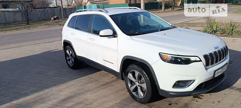 JEEP GRAND CHEROKEE 2019 1c4pjmdn0kd162859