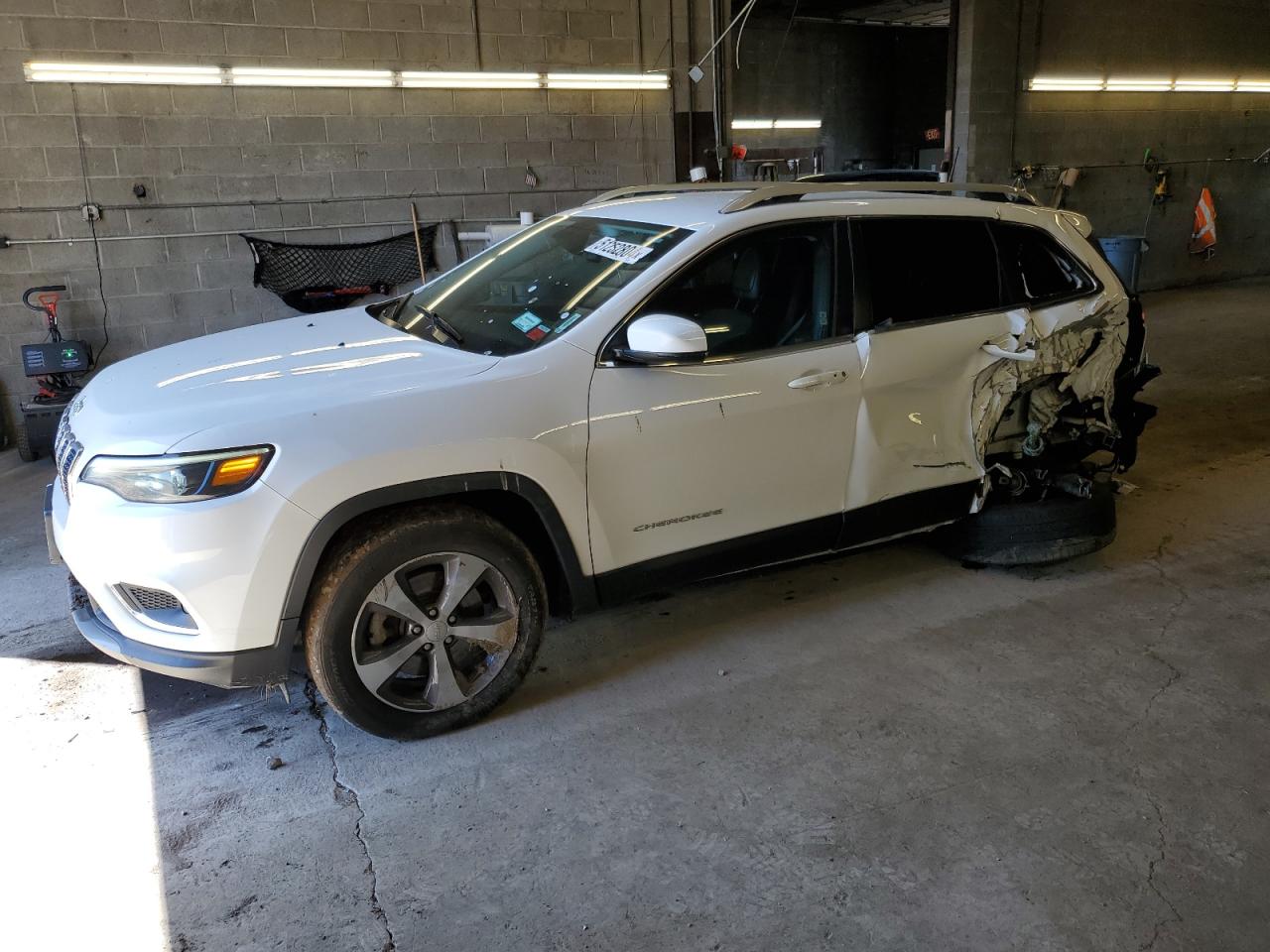 JEEP GRAND CHEROKEE 2019 1c4pjmdx3kd480847