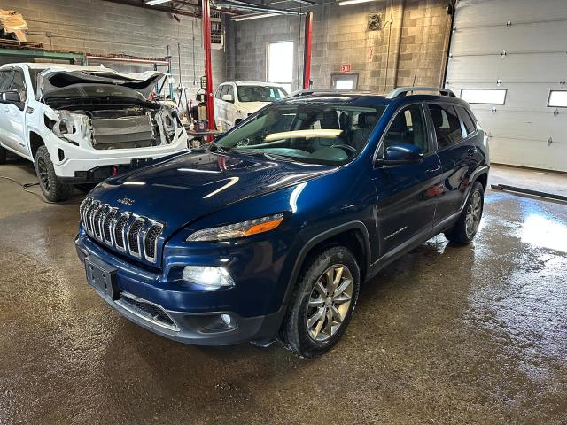 JEEP GRAND CHEROKEE 2018 1c4pjmdxxjd575047