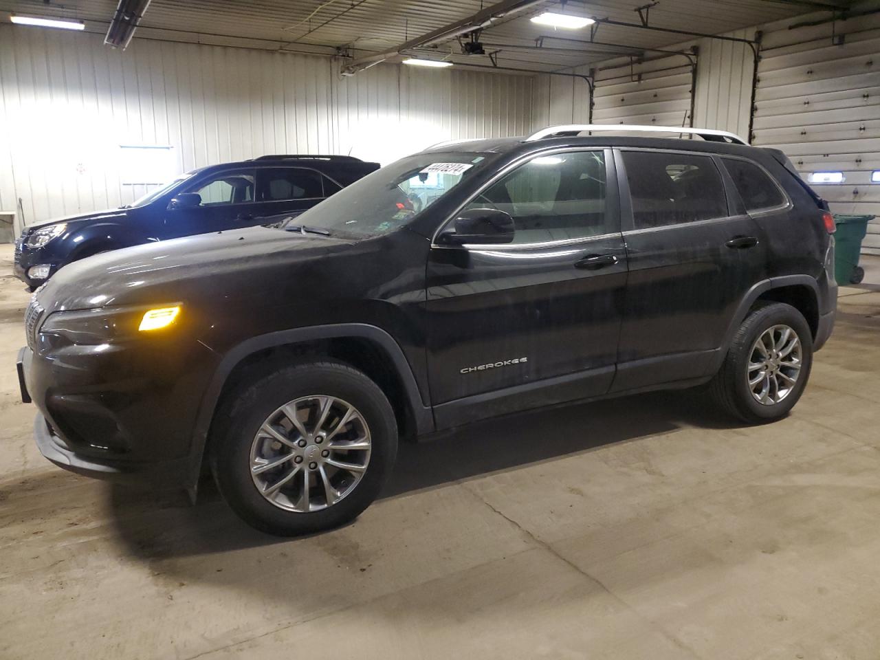 JEEP GRAND CHEROKEE 2020 1c4pjmlb8ld564170