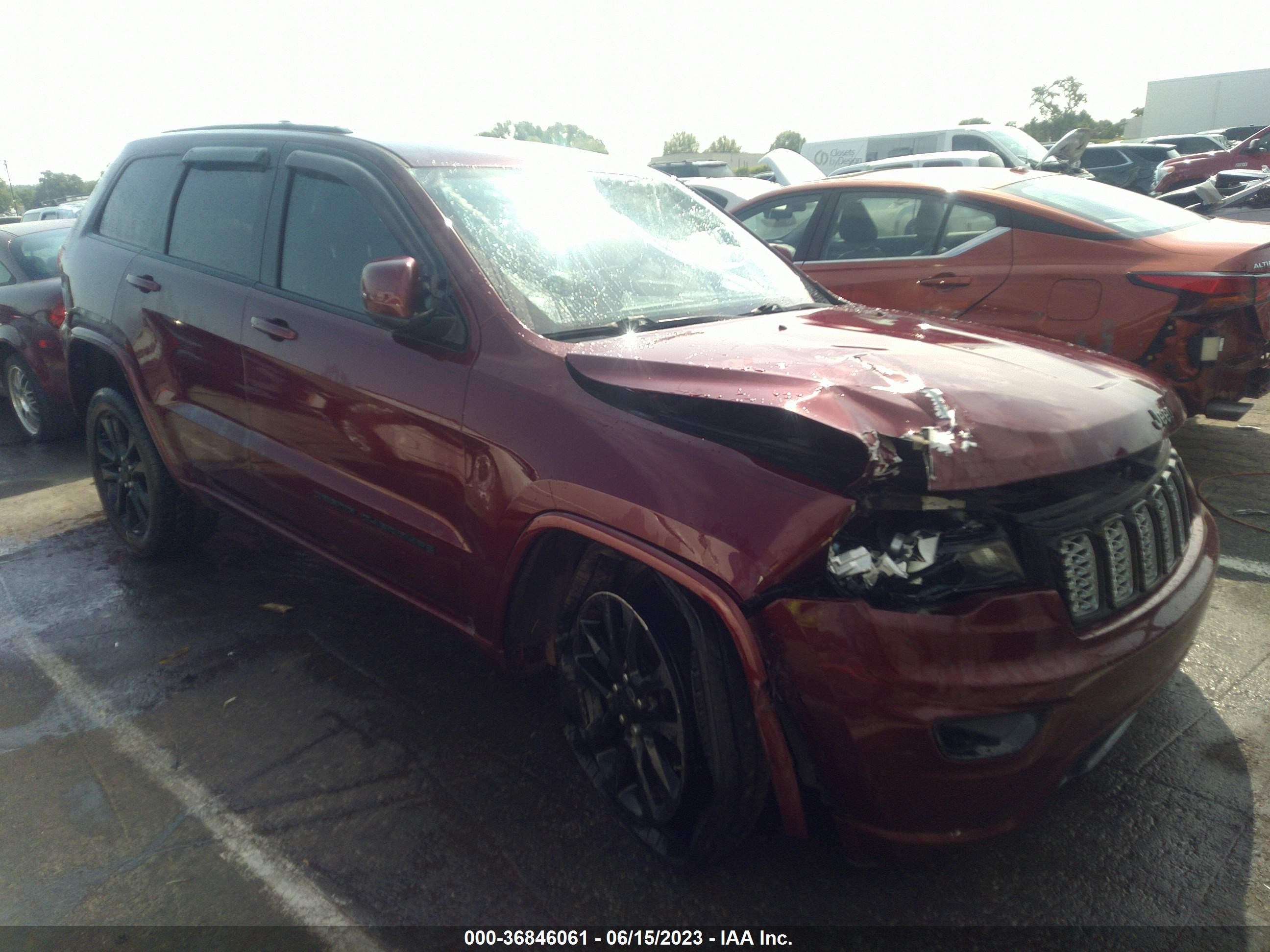 JEEP GRAND CHEROKEE 2018 1c4rjeag2jc253124