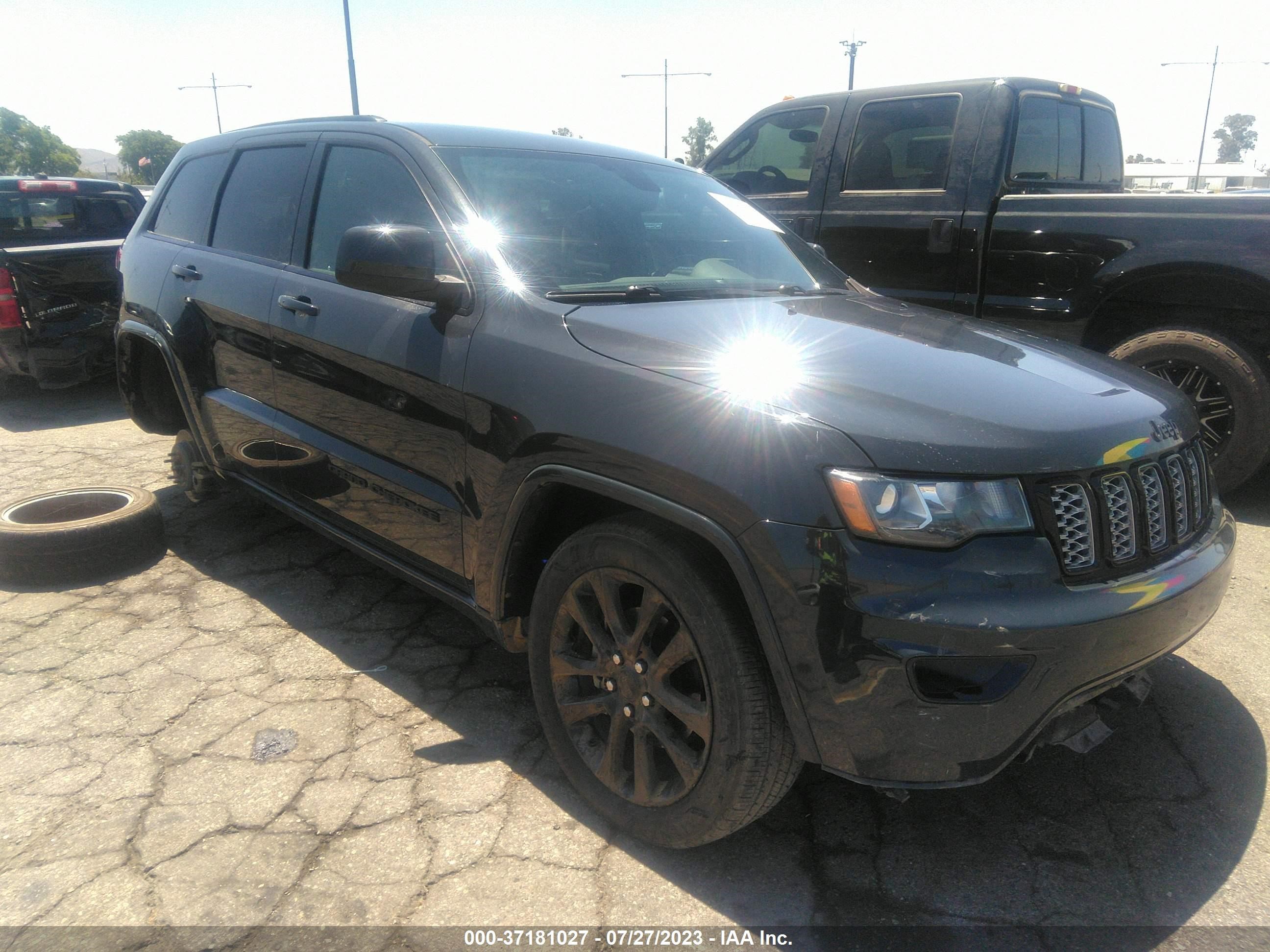 JEEP GRAND CHEROKEE 2018 1c4rjeag6jc252736