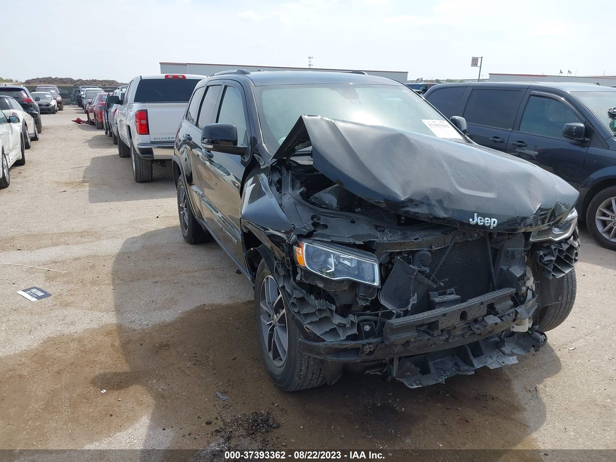 JEEP GRAND CHEROKEE 2017 1c4rjebg1hc813899