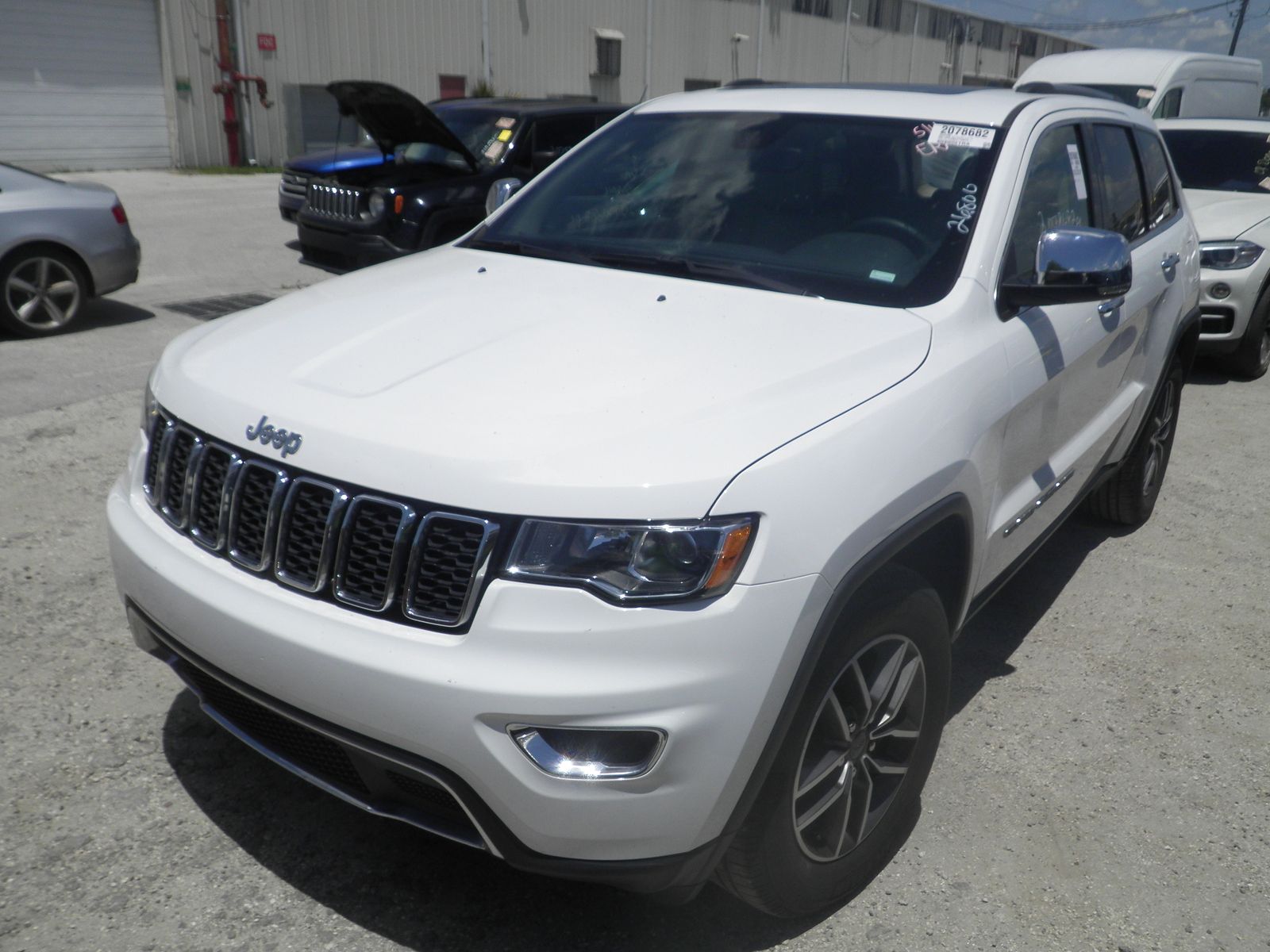 JEEP GR CHERO 4X2 V6 2020 1c4rjebg1lc348016