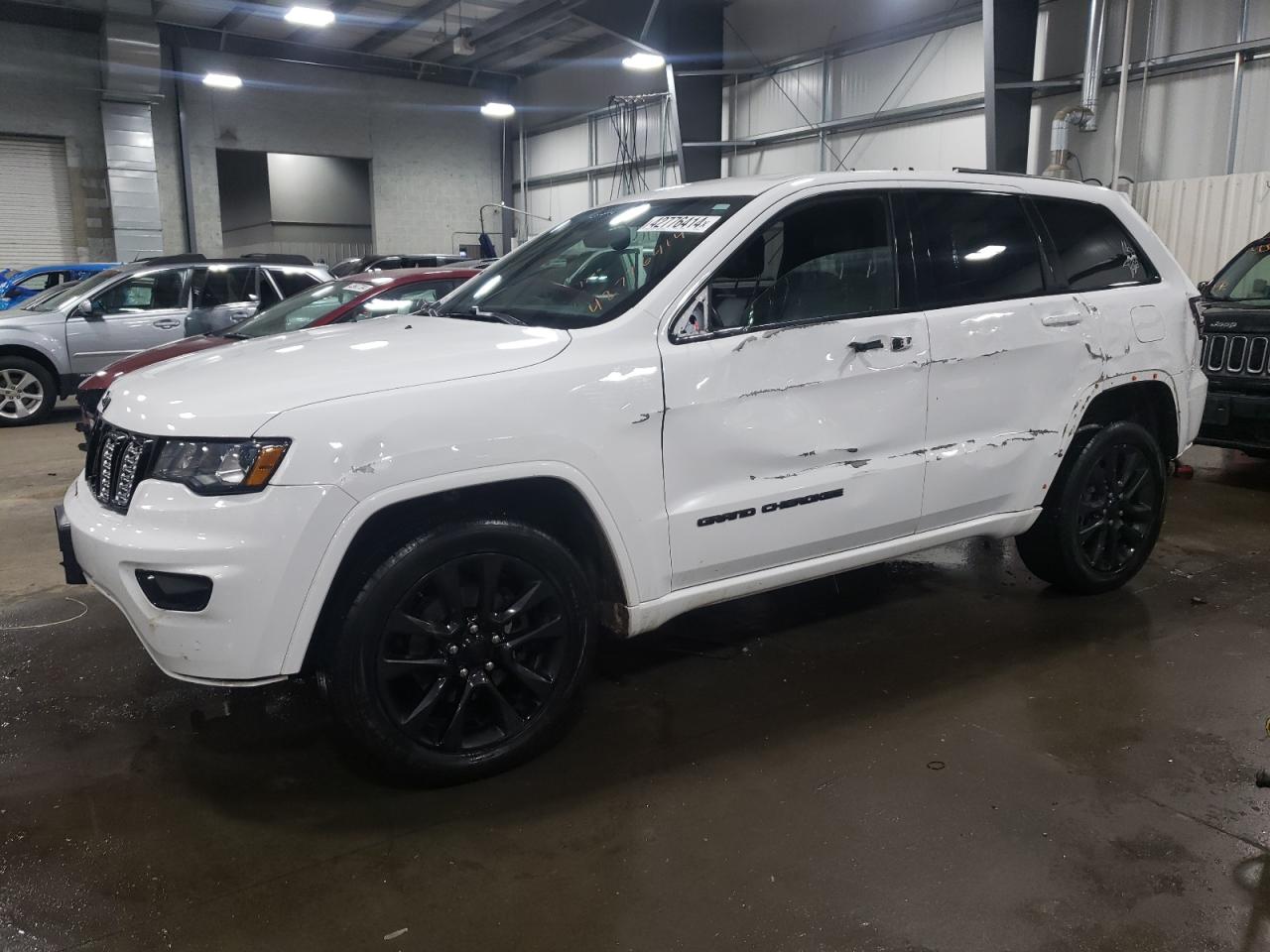 JEEP GRAND CHEROKEE 2017 1c4rjfag8hc704203