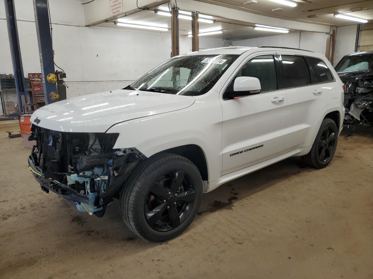 JEEP GRAND CHEROKEE 2016 1c4rjfcg8gc376681