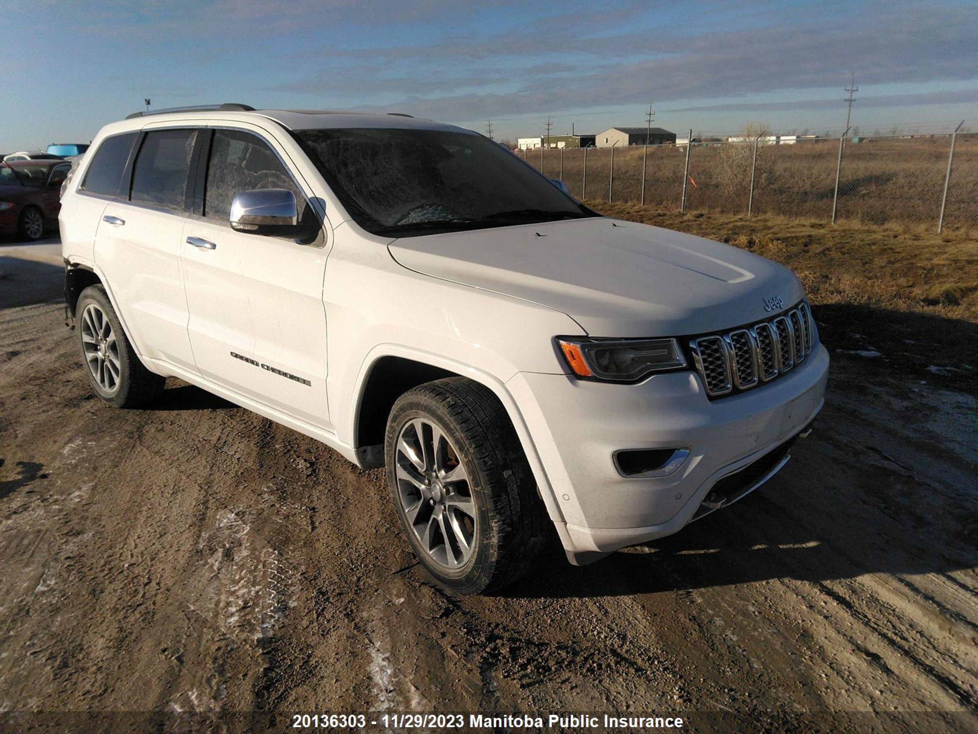 JEEP GRAND CHEROKEE 2017 1c4rjfct6hc647171